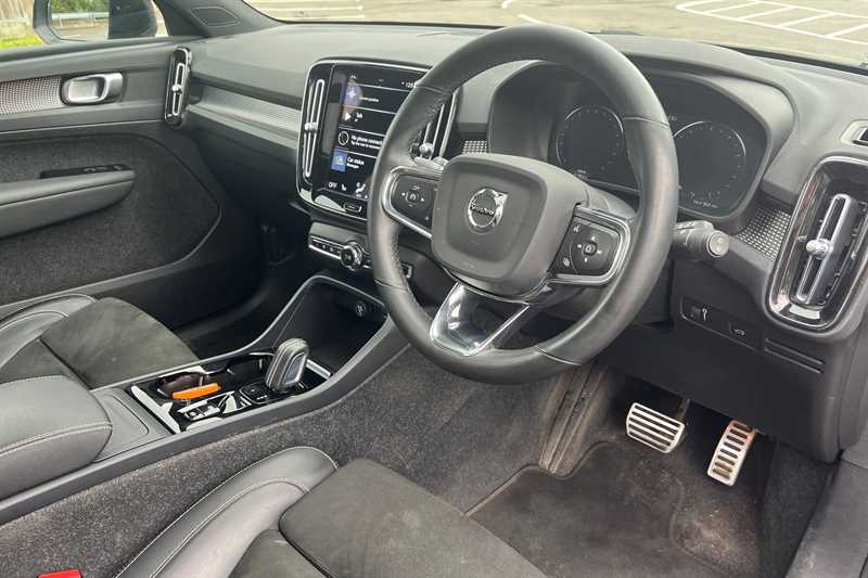 Used Volvo XC40 2021 for sale - 76112567: Photo 10