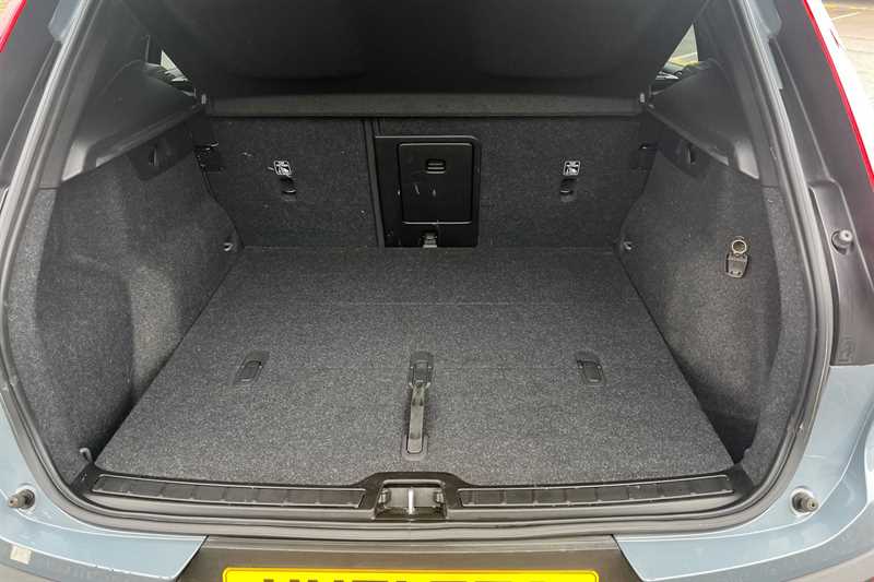 Used Volvo XC40 2021 for sale - 76112567: Photo 24