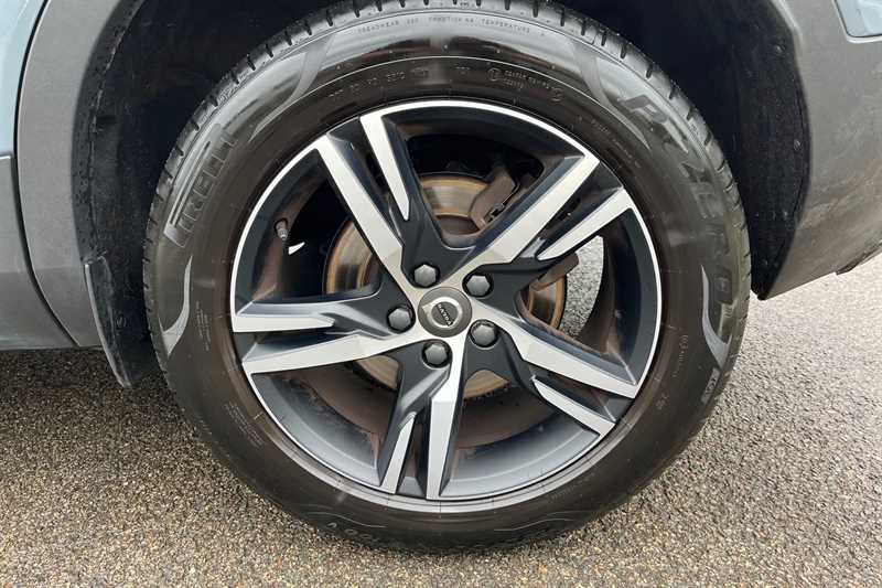 Used Volvo XC40 2021 for sale - 76112567: Photo 39