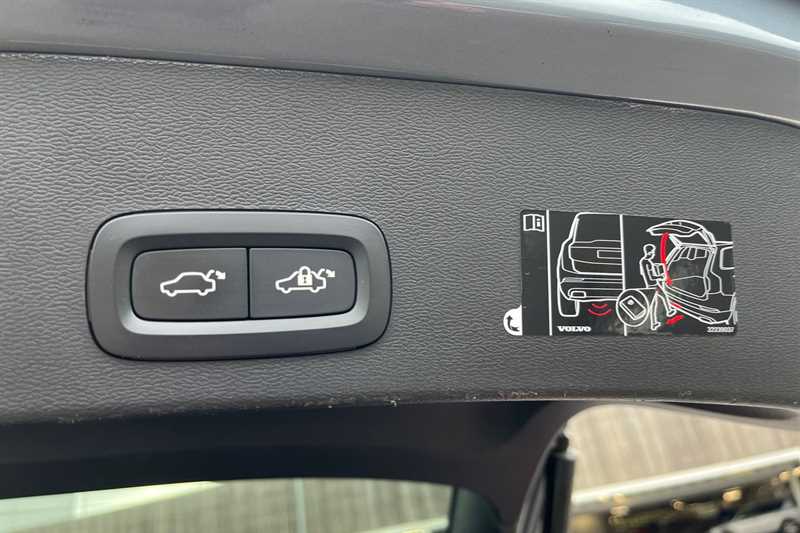 Used Volvo XC40 2021 for sale - 76112567: Photo 45