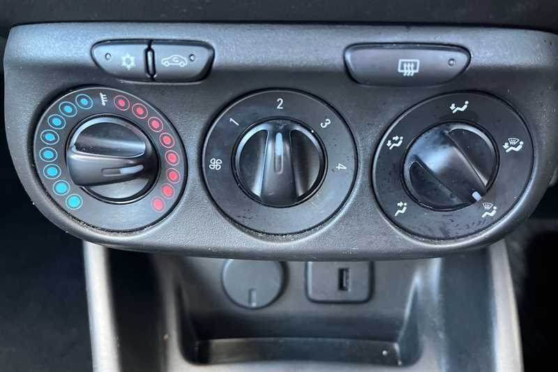 Used Vauxhall Corsa 2018 for sale - 76610034: Photo 15