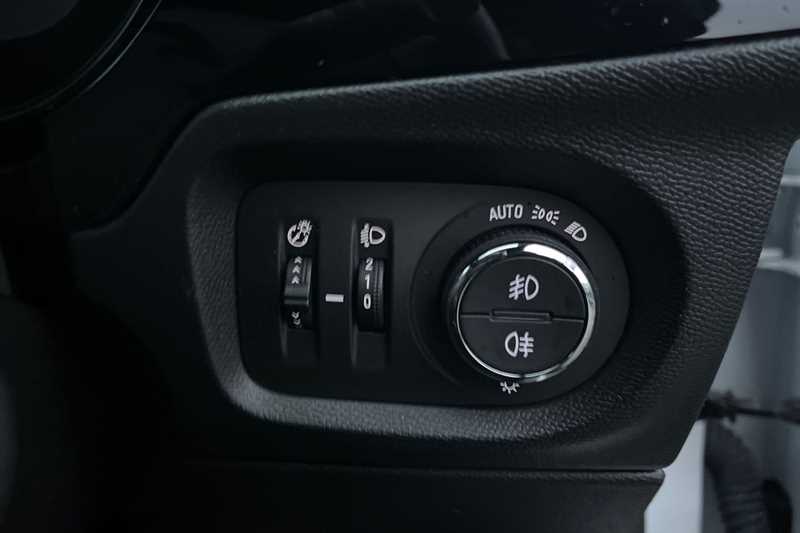 Used Vauxhall Corsa for sale - 77660668: Photo 30