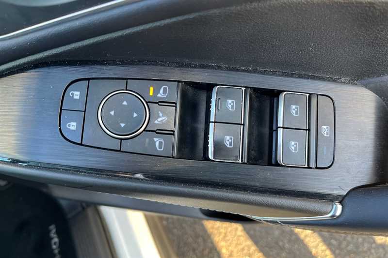 Used Nissan Qashqai 2023 for sale - 77082849: Photo 16