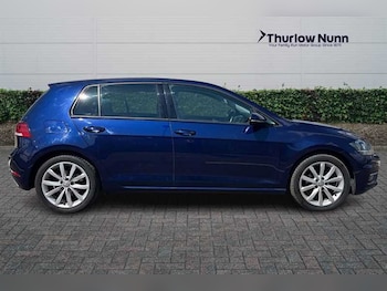 Used Volkswagen Golf 2019 for sale - 78868692: Photo