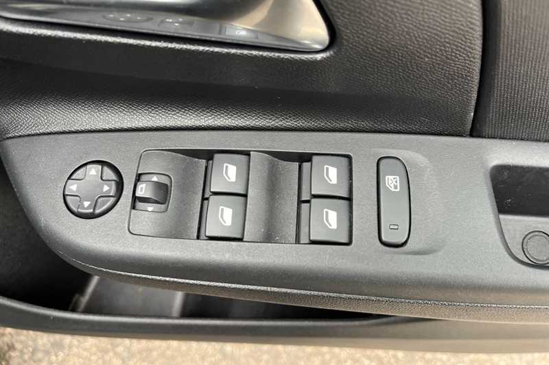 Used Vauxhall Corsa 2024 for sale - 76999898: Photo 16