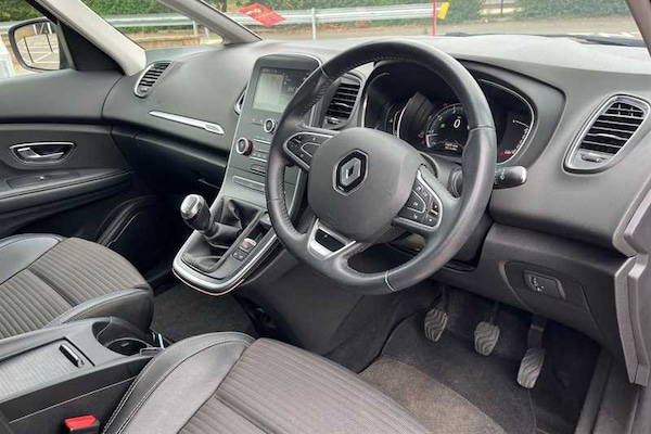 Used Renault Scenic 2018 for sale - 76168983: Photo 10