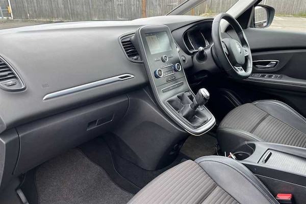 Used Renault Scenic 2018 for sale - 76168983: Photo 13