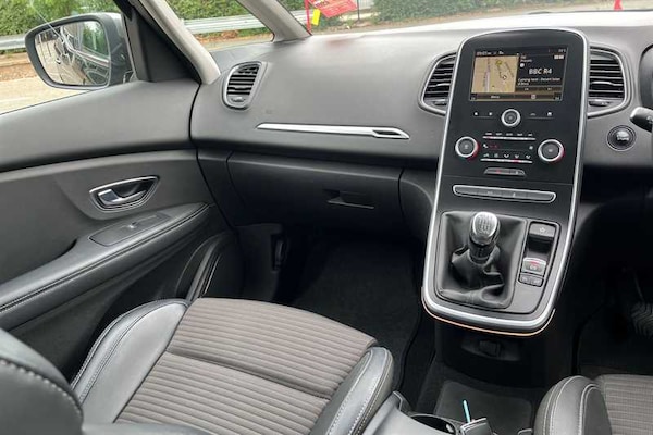 Used Renault Scenic 2018 for sale - 76168983: Photo 14