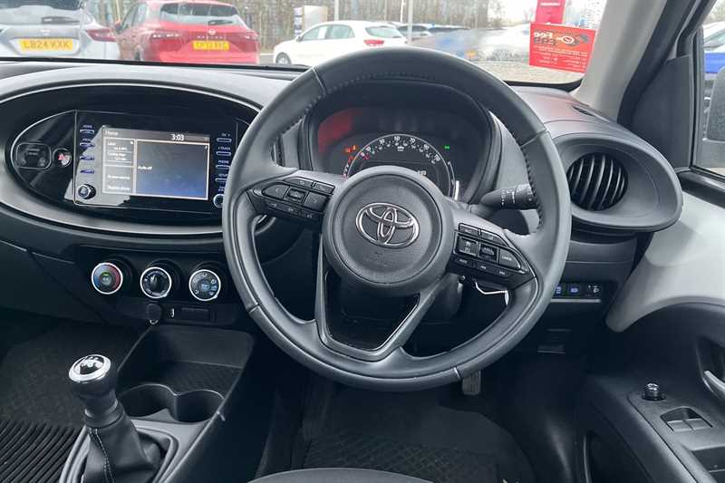 Used Toyota Aygo X 2022 for sale - 77471327: Photo 11