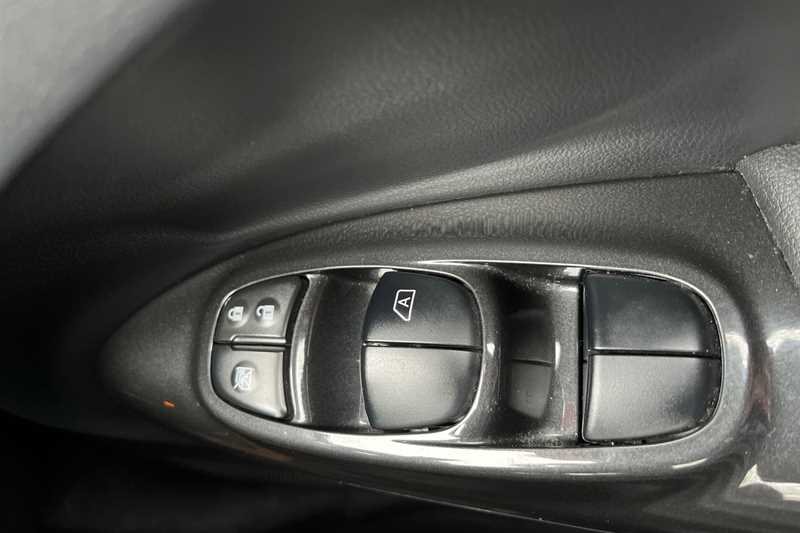 Used Nissan Juke for sale - 78103316: Photo 16