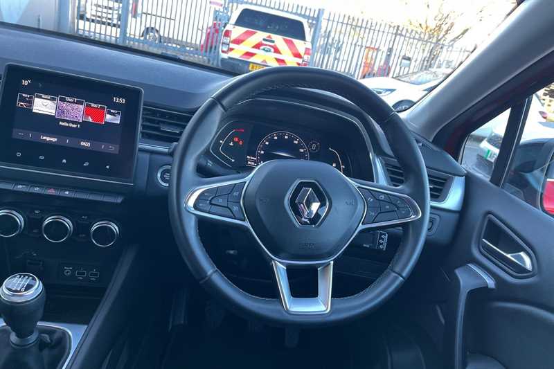 Used Renault Captur 2023 for sale - 77471850: Photo 11