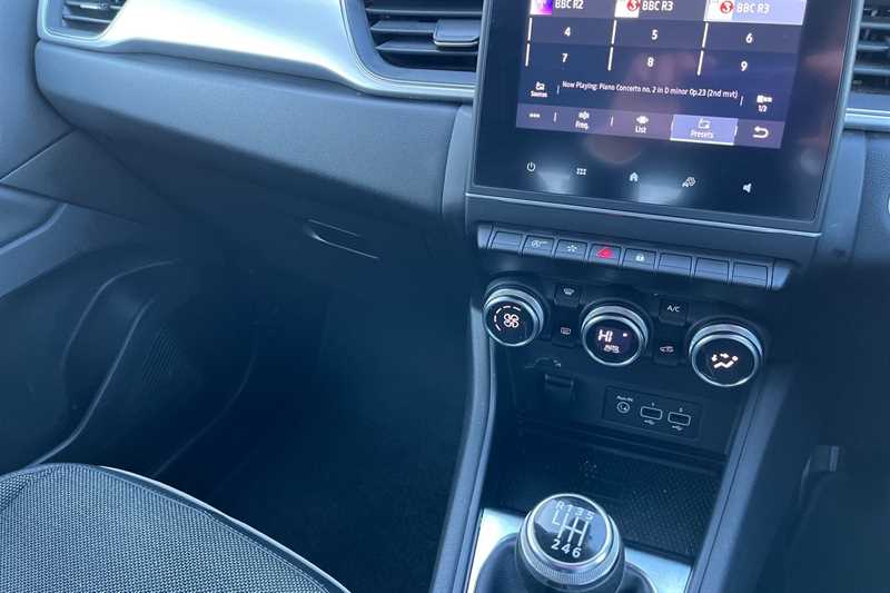 Used Renault Captur 2023 for sale - 77471850: Photo 14