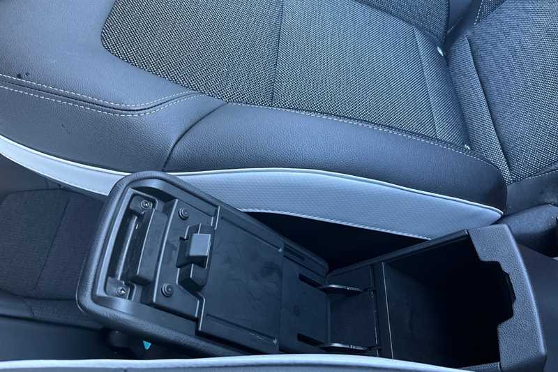 Used Renault Captur 2023 for sale - 77471850: Photo 34