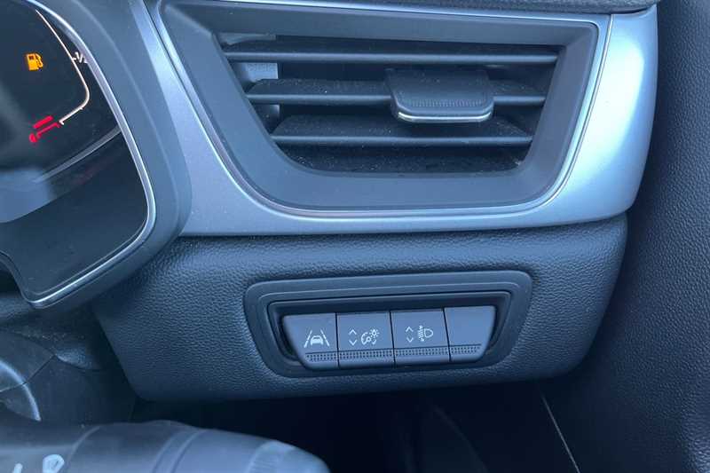 Used Renault Captur 2023 for sale - 77471850: Photo 36