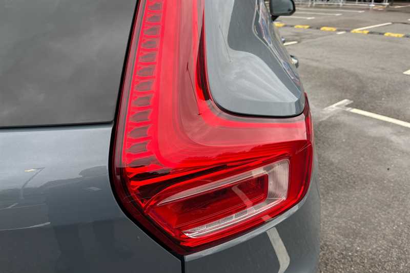 Used Volvo XC40 2021 for sale - 77146420: Photo 33