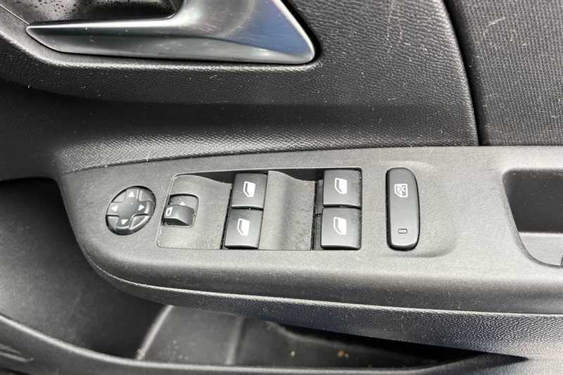 Used Vauxhall Corsa 2022 for sale - 76074701: Photo 16