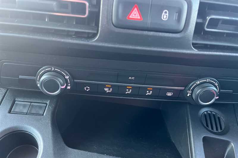 Used Vauxhall Combo Life 2021 for sale - 76624129: Photo 15