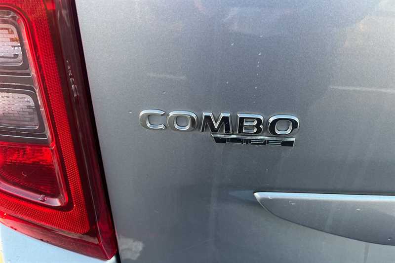 Used Vauxhall Combo Life 2021 for sale - 76624129: Photo 29