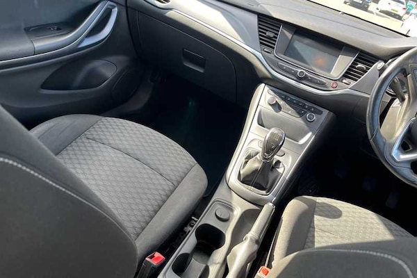 Used Vauxhall Astra 2015 for sale - 76062455: Photo 14