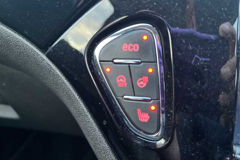 Used Vauxhall Corsa 2018 for sale - 76487643: Photo 51