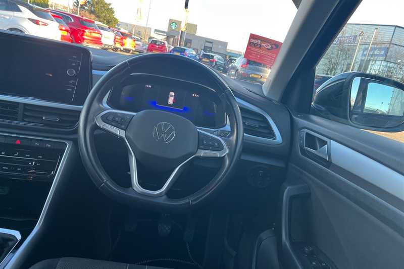 Used Volkswagen T-Roc 2022 for sale - 77146925: Photo 11