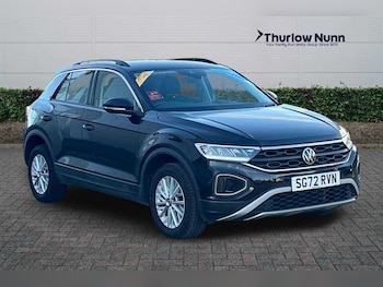 Used Volkswagen T-Roc 2022 for sale - 77146925: Photo