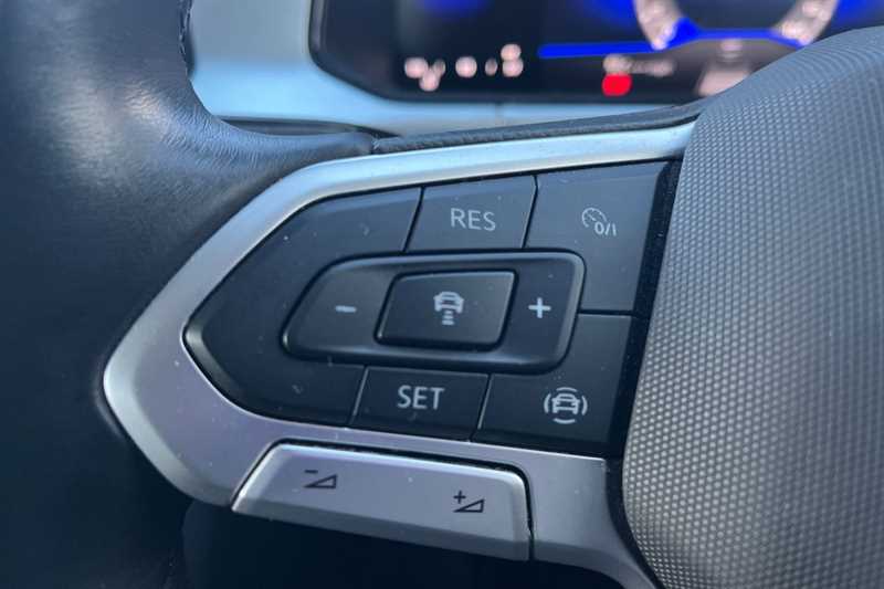 Used Volkswagen T-Roc 2022 for sale - 77146925: Photo 21