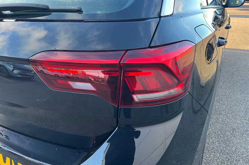 Used Volkswagen T-Roc 2022 for sale - 77146925: Photo 32