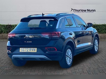Used Volkswagen T-Roc 2022 for sale - 77146925: Photo