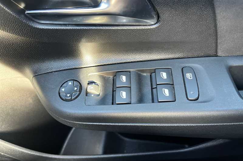 Used Vauxhall Corsa 2023 for sale - 76928274: Photo 16