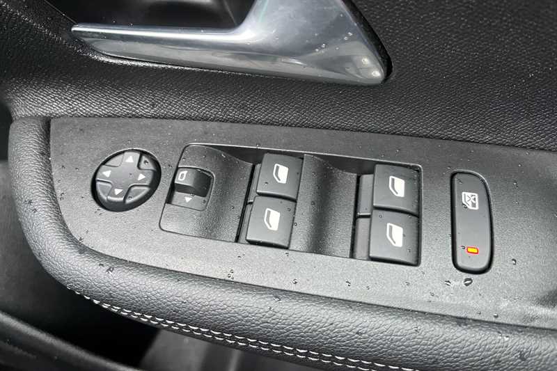 Used Vauxhall Mokka 2023 for sale - 77471839: Photo 16