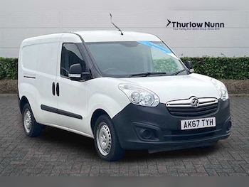 Used Vauxhall Combo 2018 for sale - 76204333: Photo