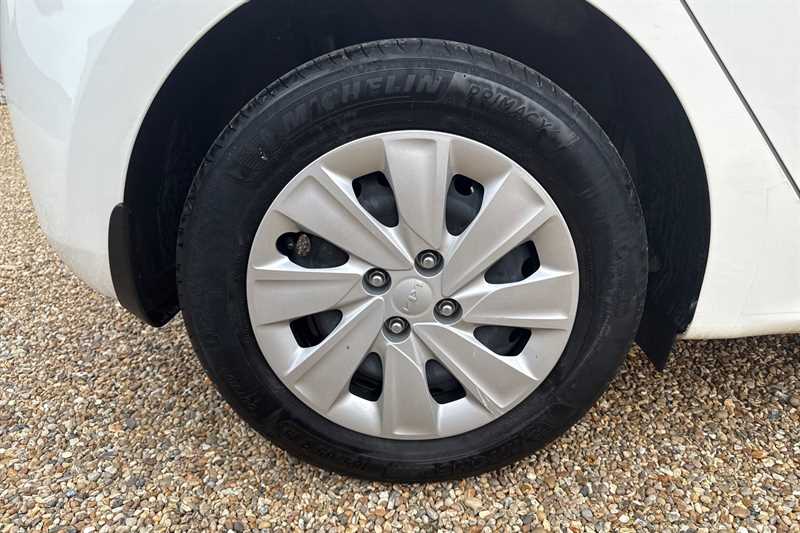 Used Kia Rio 2023 for sale - 77146368: Photo 26