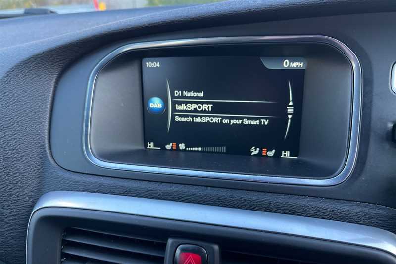 Used Volvo V40 2016 for sale - 76648382: Photo 17