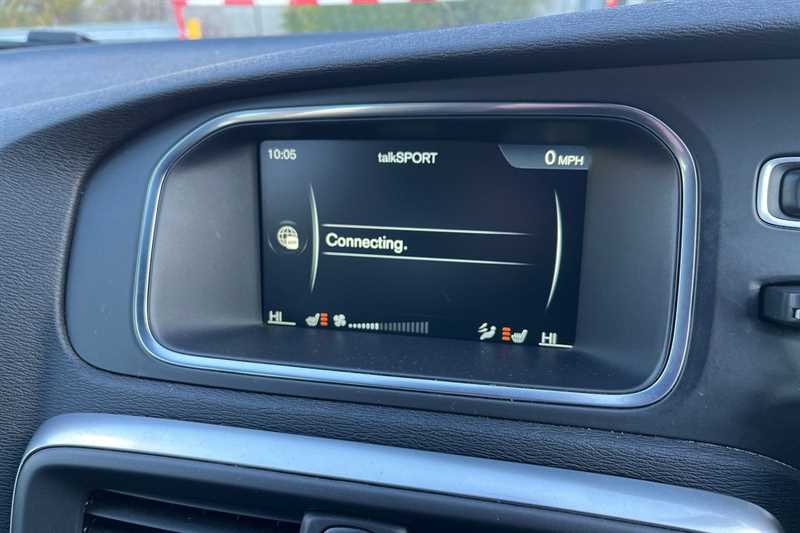 Used Volvo V40 2016 for sale - 76648382: Photo 19