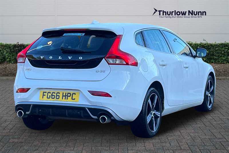 Used Volvo V40 2016 for sale - 76648382: Photo 3