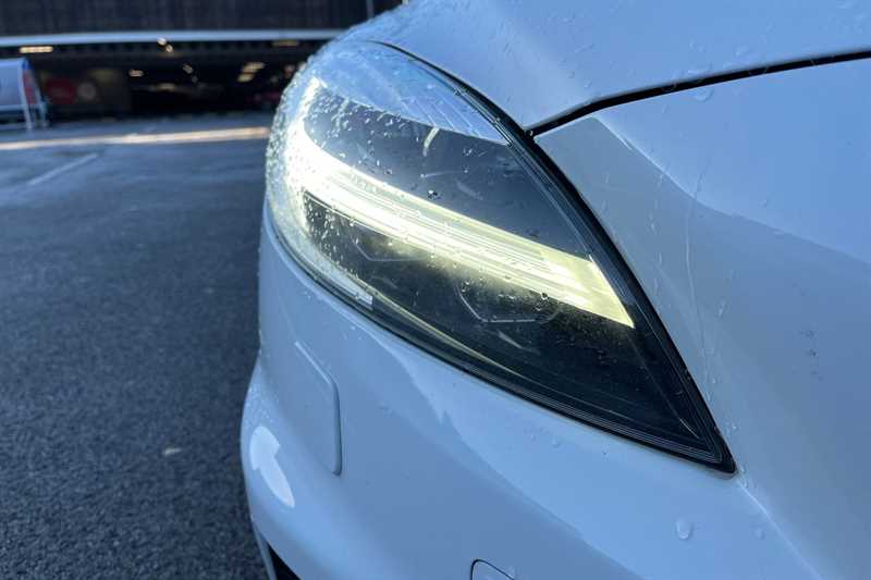 Used Volvo V40 2016 for sale - 76648382: Photo 45