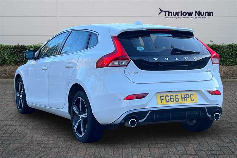 Used Volvo V40 2016 for sale - 76648382: Photo 5