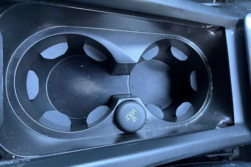 Used Volvo V40 2016 for sale - 76648382: Photo 55