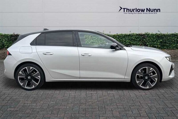 Used Vauxhall Astra 2024 for sale - 75313058: Photo 2