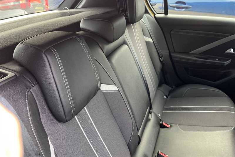 Used Vauxhall Astra 2023 for sale - 76204125: Photo 36