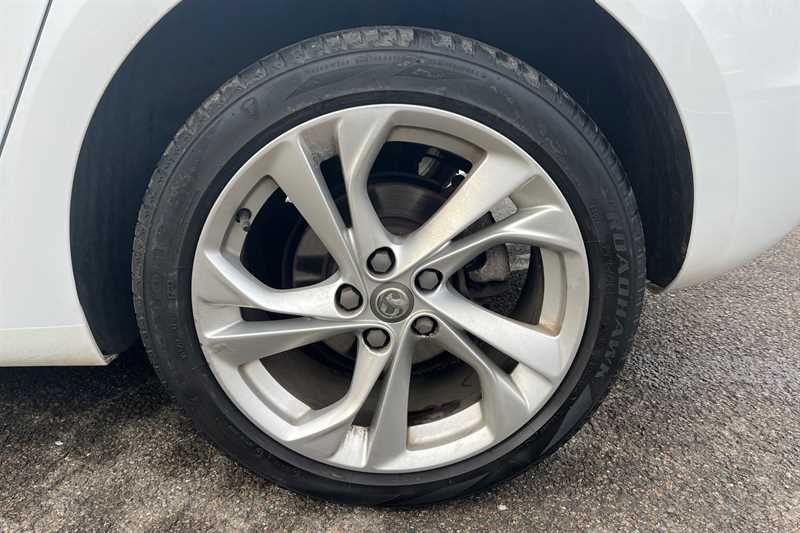 Used Vauxhall Astra 2017 for sale - 77389159: Photo 39