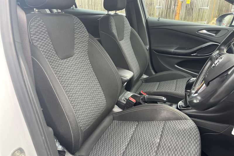 Used Vauxhall Astra 2017 for sale - 77389159: Photo 59