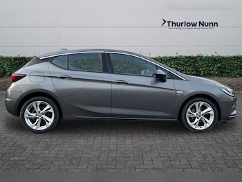 Used Vauxhall Astra 2017 for sale - 76540302: Photo