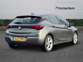 Used Vauxhall Astra 2017 for sale - 76540302: Photo