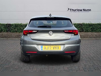 Used Vauxhall Astra 2017 for sale - 76540302: Photo