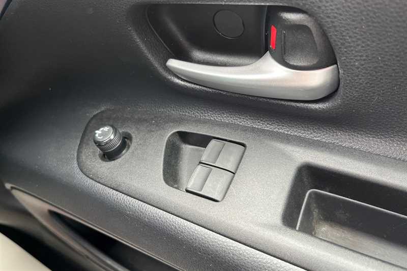 Used Toyota Aygo X 2024 for sale - 76204137: Photo 16