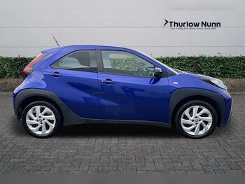 Used Toyota Aygo X 2024 for sale - 76204137: Photo 2