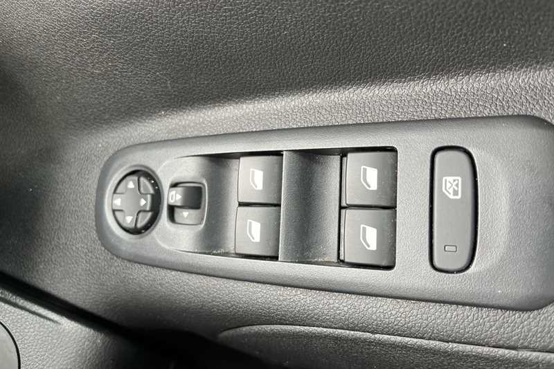 Used Vauxhall Combo Life 2022 for sale - 76140509: Photo 16