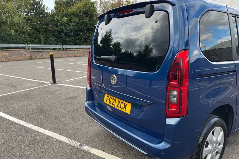 Vehicle 29
